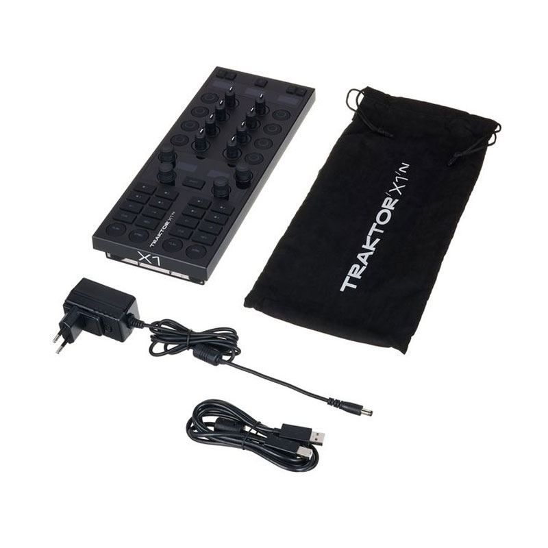دی جی کنترلر نیتیو اینسترومنتز Native Instruments Traktor Kontrol X1 MK3