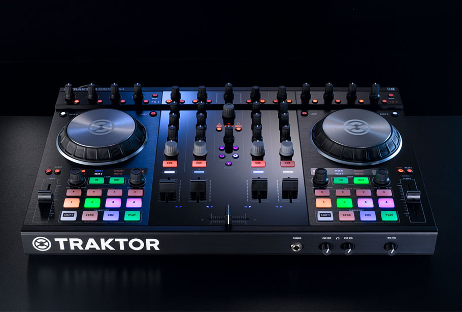 Native Instruments Traktor S2 MK2 دی جی کنترلر