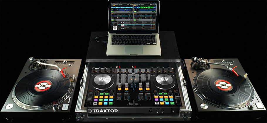 Native Instruments Traktor S4 MK2 دی جی کنترلر