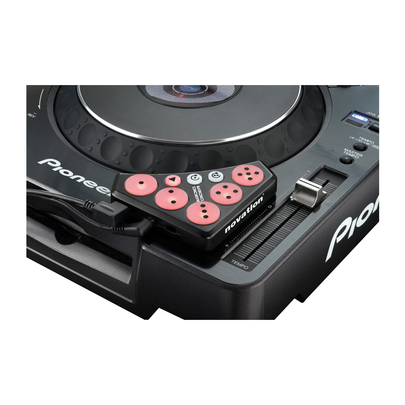 دی جی کنترلر نویشن Novation Dicer