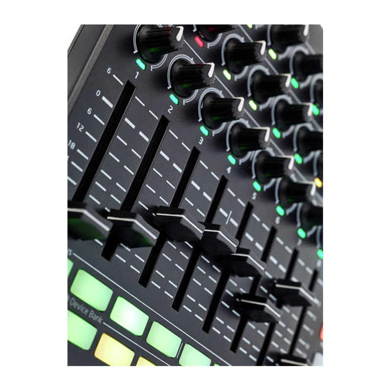 میدی کنترلر نویشن Novation Launch Control XL MKII