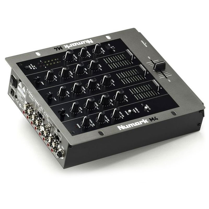 میکسر دی جی نیومارک Numark M4