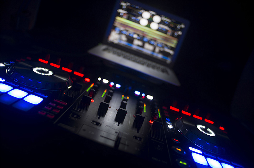 Pioneer DDJ-SX2 دی جی کنترلر