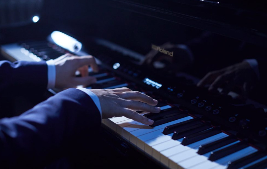 پیانو دیجیتال Roland LX705