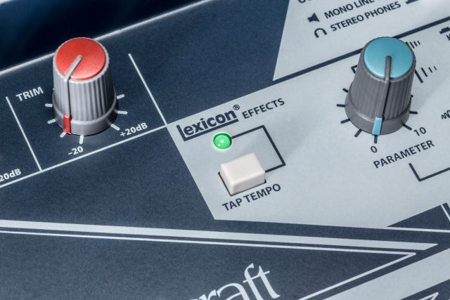 میکسر صدا Soundcraft Notepad-12FX