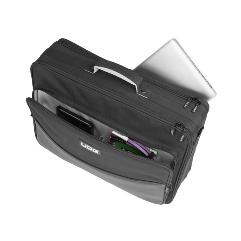 Mکيف/فلايتبگ ميدي کنترلر-سايز UDG UDG U7001 BL