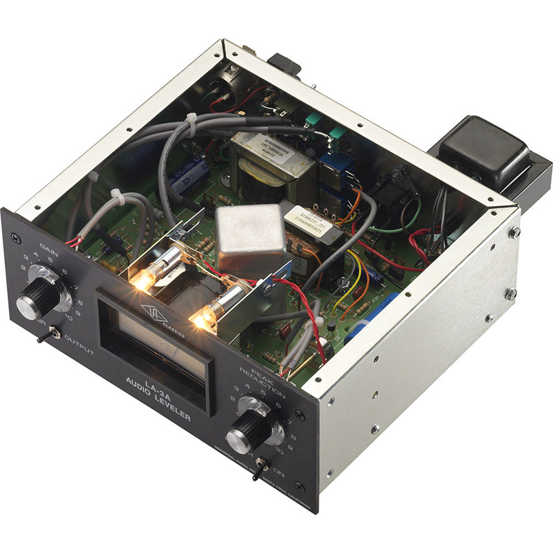 پردازشگر صوتی یونیورسال آدیو Universal Audio LA-3A