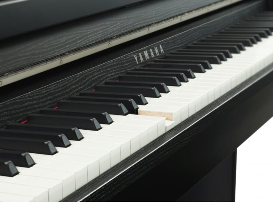 Yamaha CLP-685 B  پیانو دیجیتال