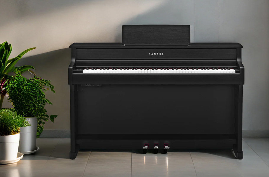 پیانو دیجیتال Yamaha CLP 835 Black