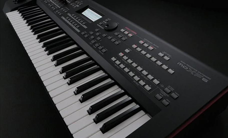 ورک استیشن Yamaha MOXF 6