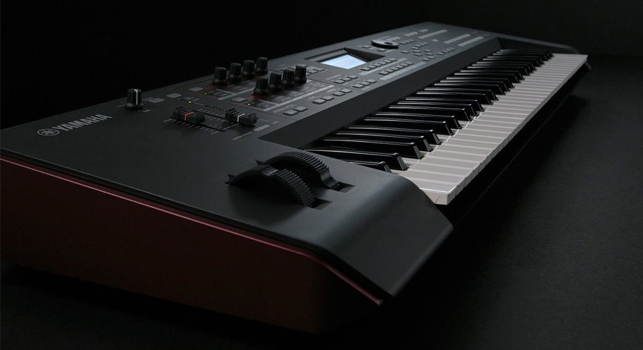 ورک استیشن Yamaha MOXF 6
