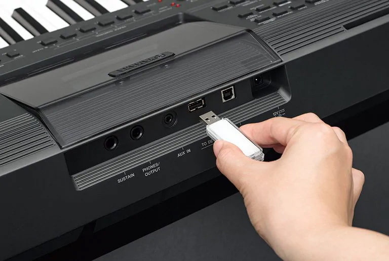 کیبورد آموزشی Yamaha PSR-E463