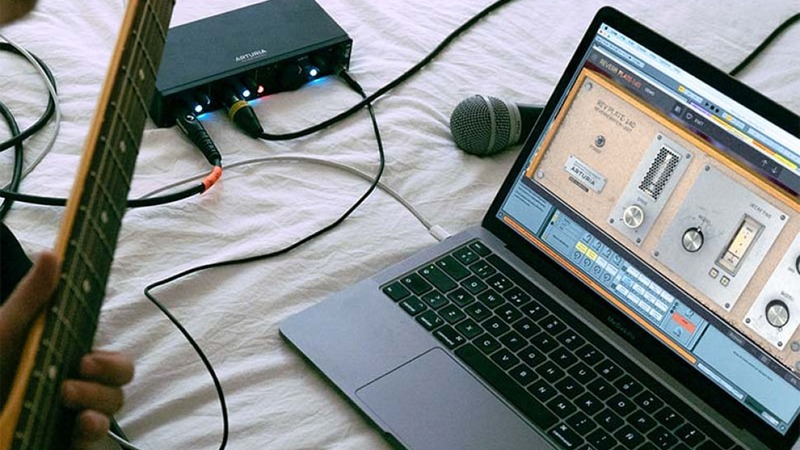 نمای کلی کارت صدای Arturia MiniFuse 4