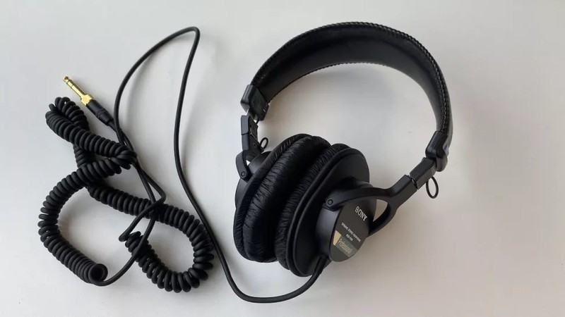 هدفون حرفه‌ای Sony MDR-7506