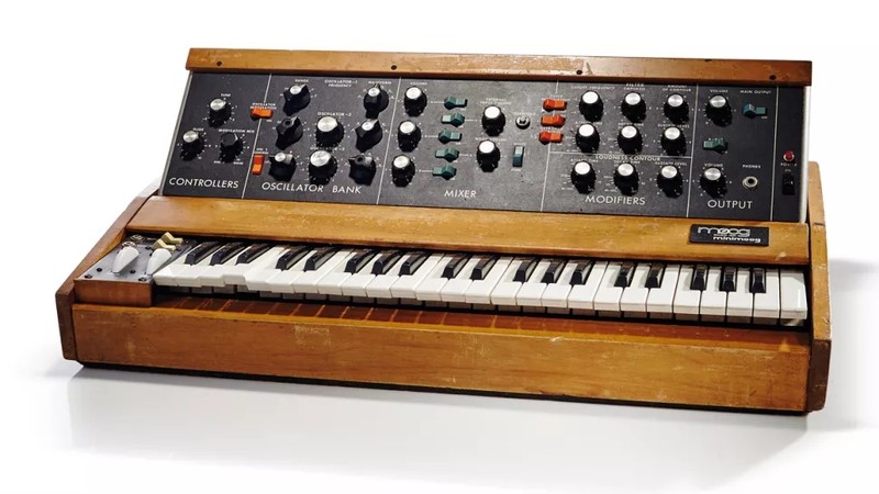 سینتی‌سایزر آنالوگ Moog Minimoog