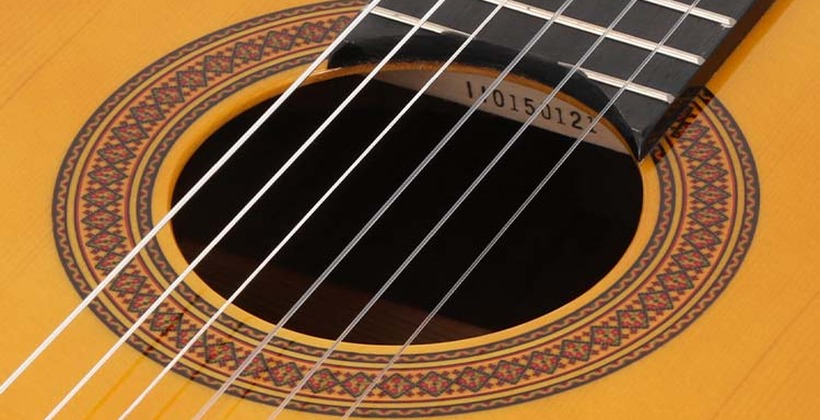 Yamaha CS40، برای نوازندگان خردسال