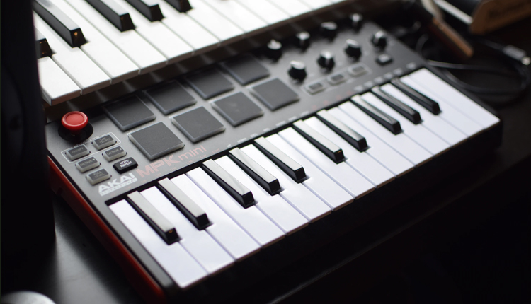 برترین میدی کیبوردها برای نرم افزار آهنگسازی FL Studio