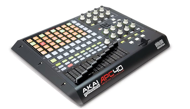 نقد و بررسی میدی کنترلرهای APC40 MkII و APC Mini کمپانی Akai