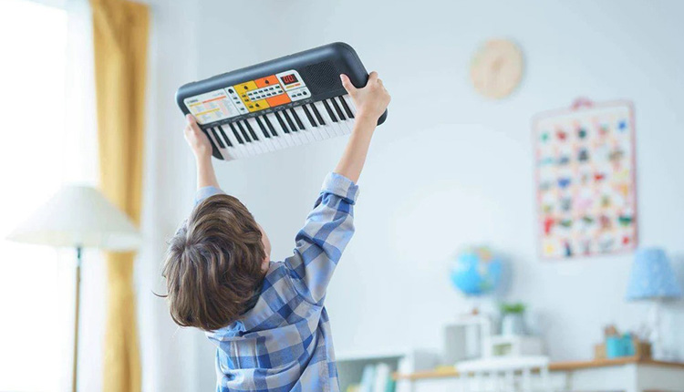 Yamaha PSS-F30 Yamaha PSS-F30